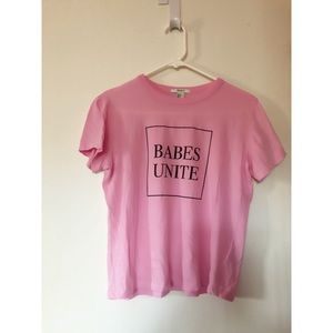 BABES UNITE CROP TOP 💓